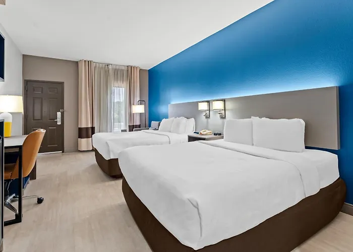 Comfort Inn & Suites Perry National Fairgrounds Area