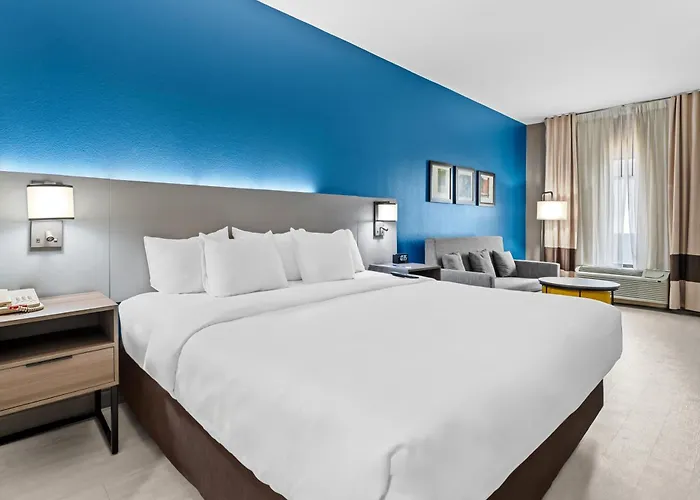 Comfort Inn & Suites Perry National Fairgrounds Area