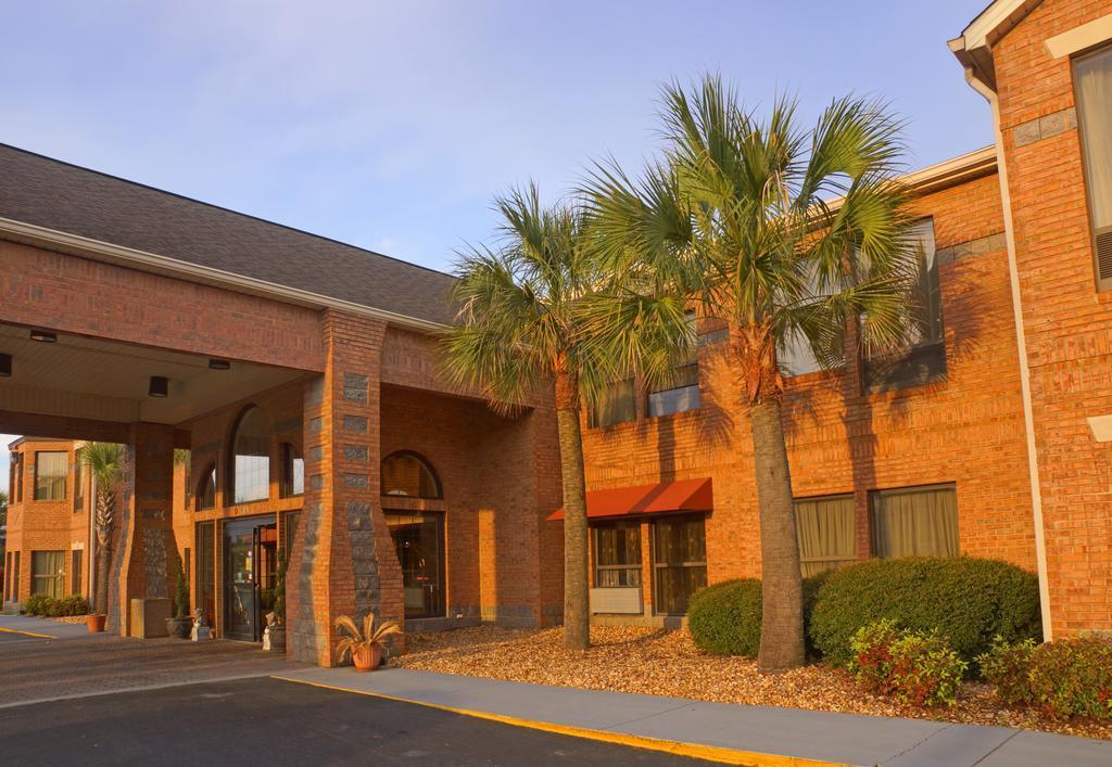 Comfort & National Fairgrounds Area Hotel 2*